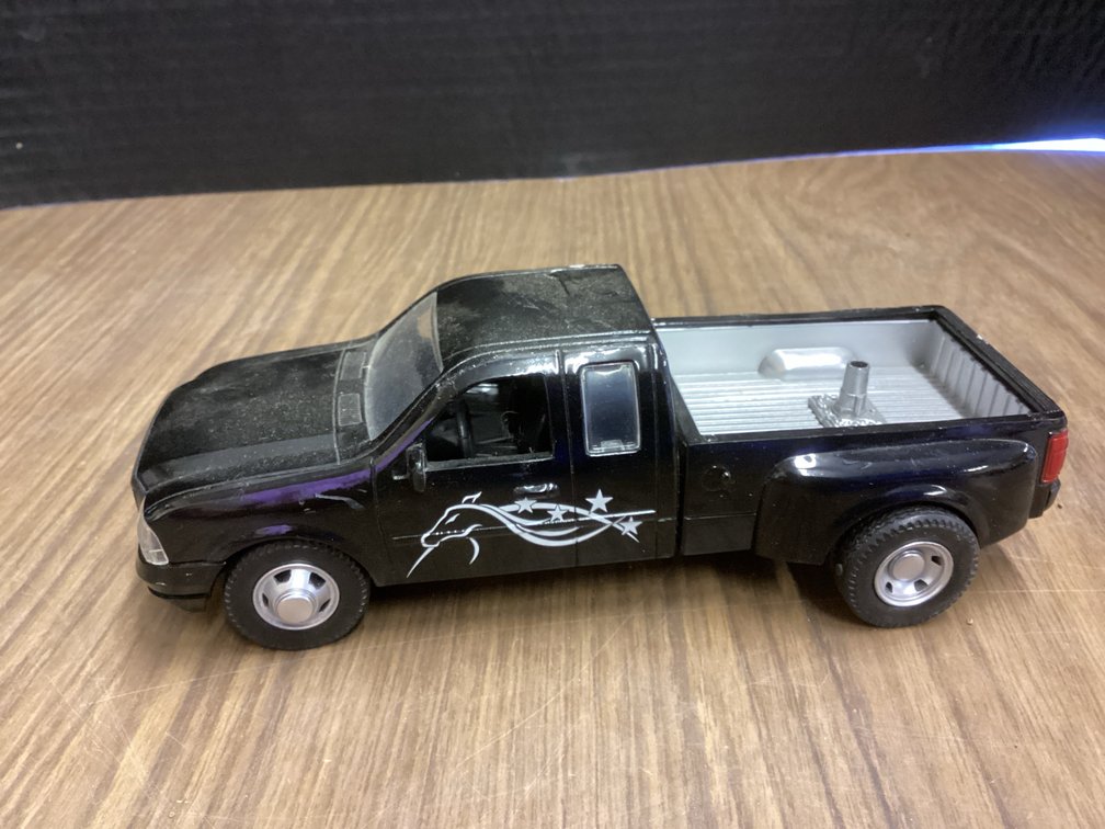 Ford F-350 Super Duty Dually Truck Die Cast