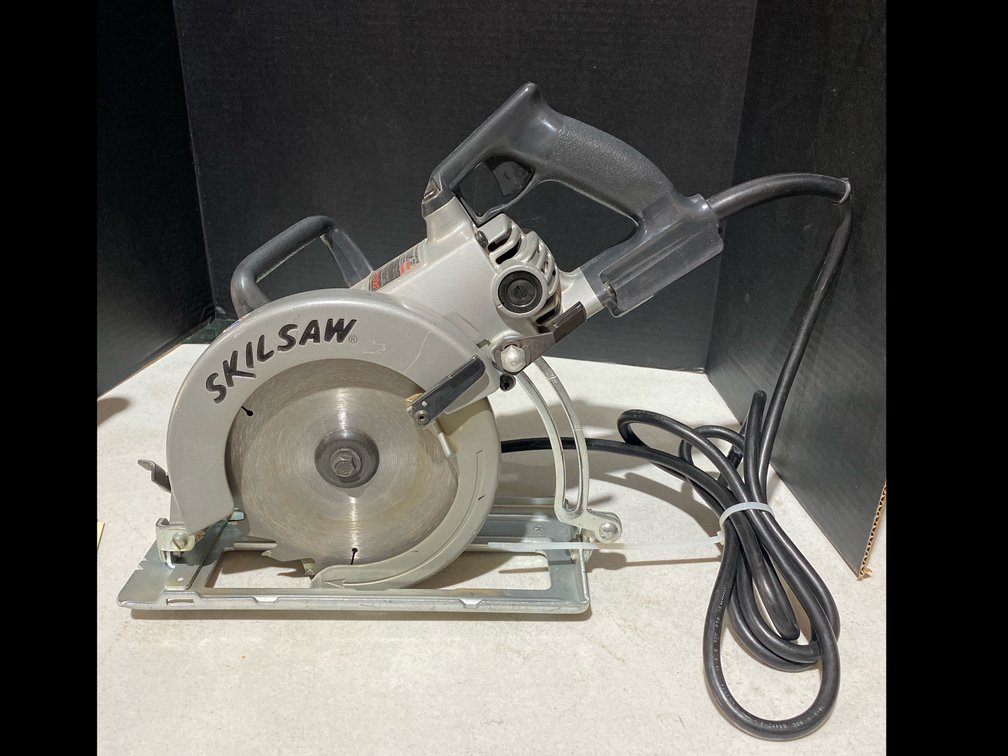 Skilsaw Circular Saw