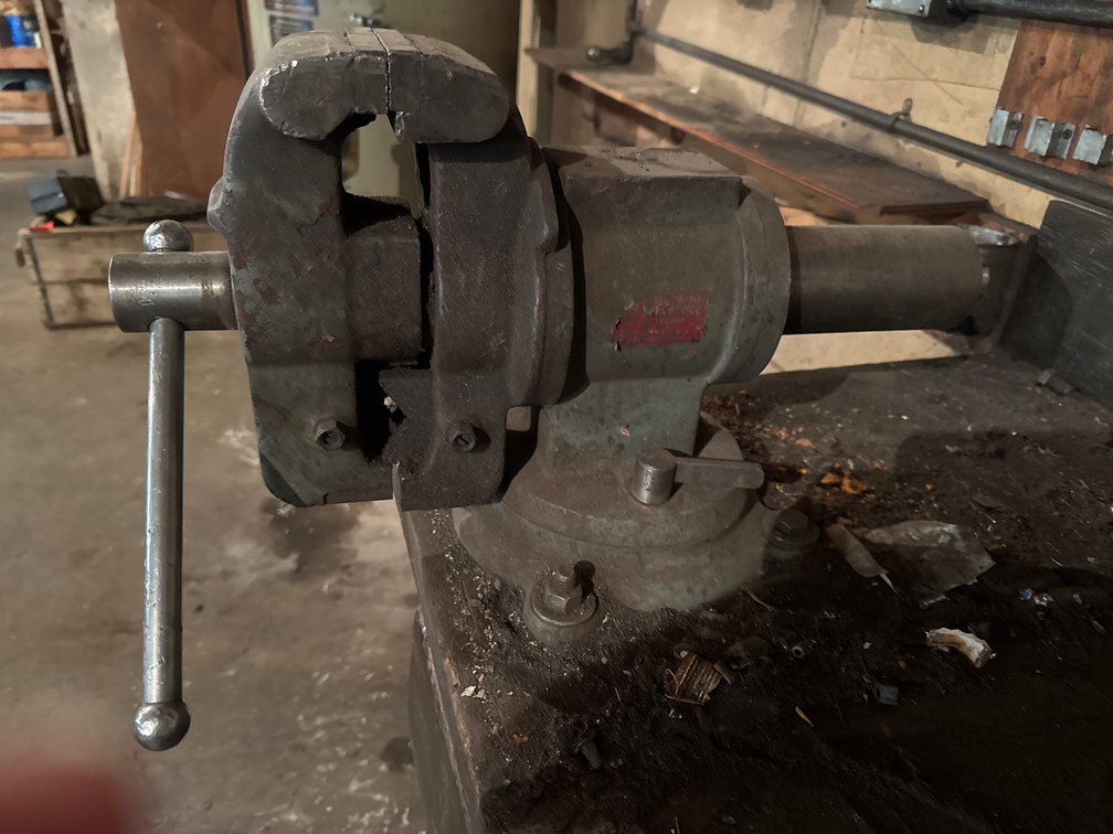 Multi-Purpose Bench Vise
