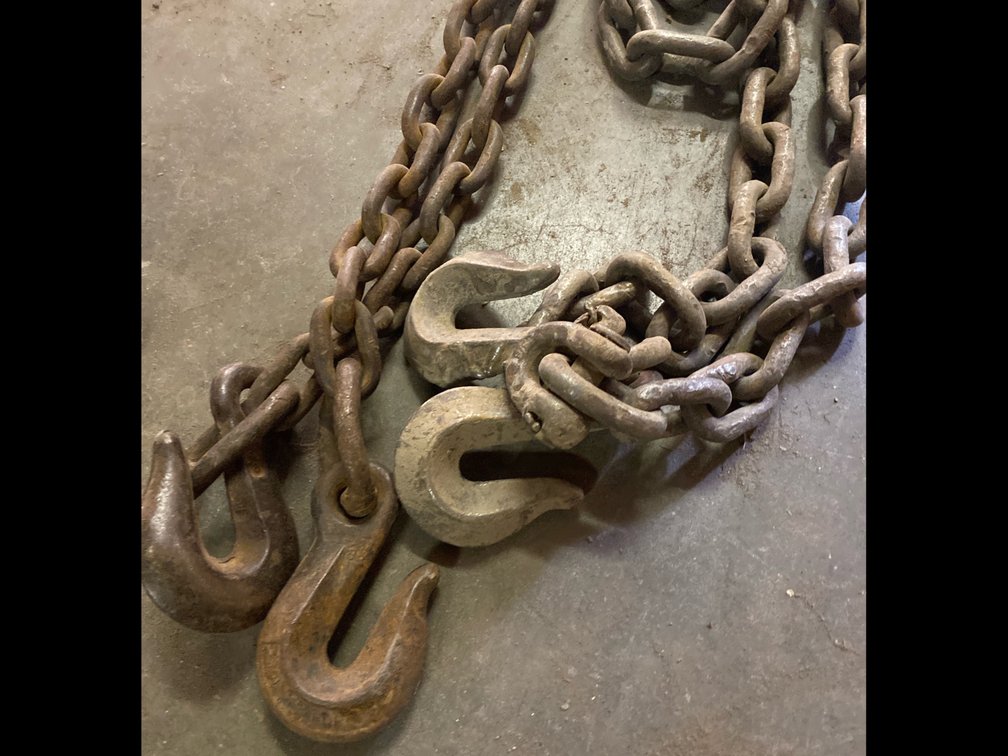 3/8” Chain with Hooks