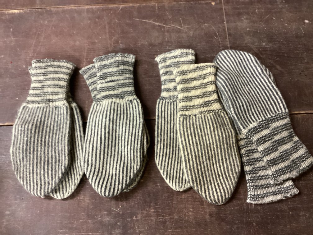 Adult Size Mittens