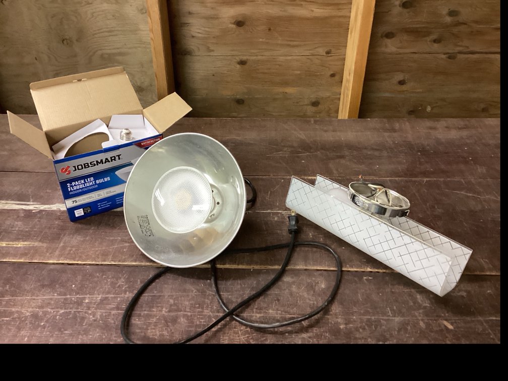 Flood Light With Bulbs & Bathroom Light Fixture