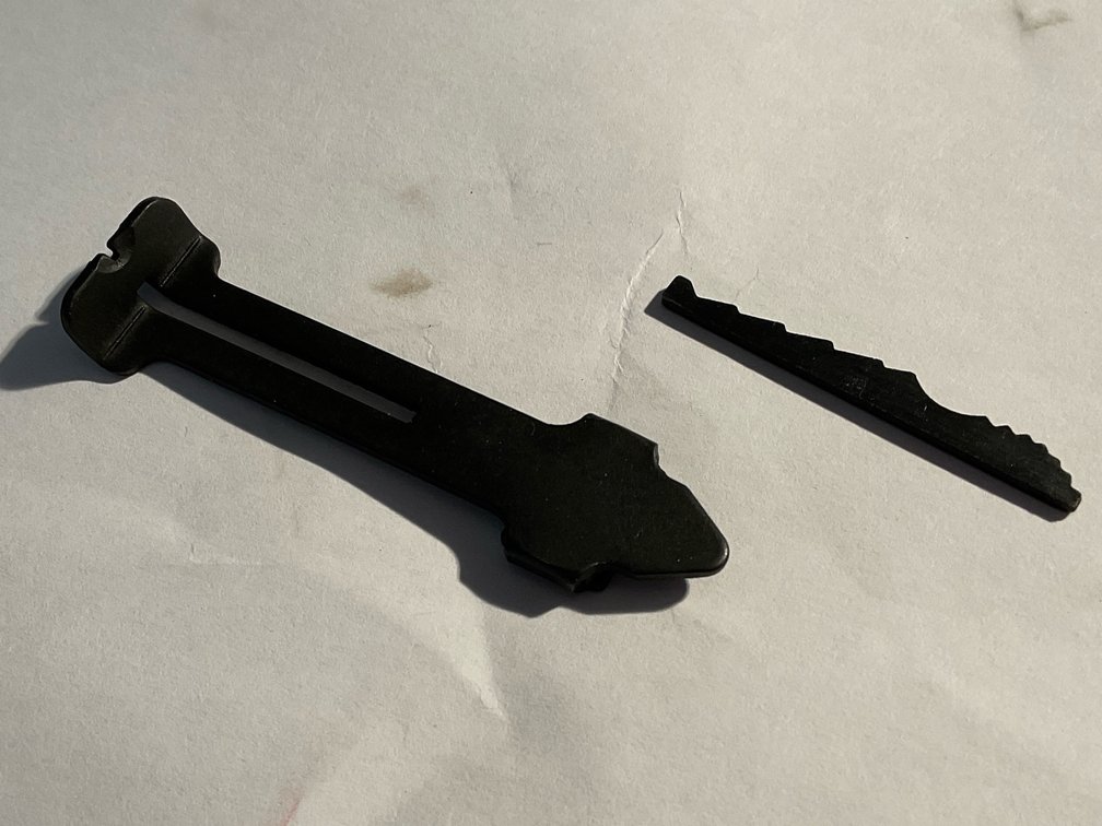 3/8” Dovetail Rear Rifle Sight W/ Adjuster