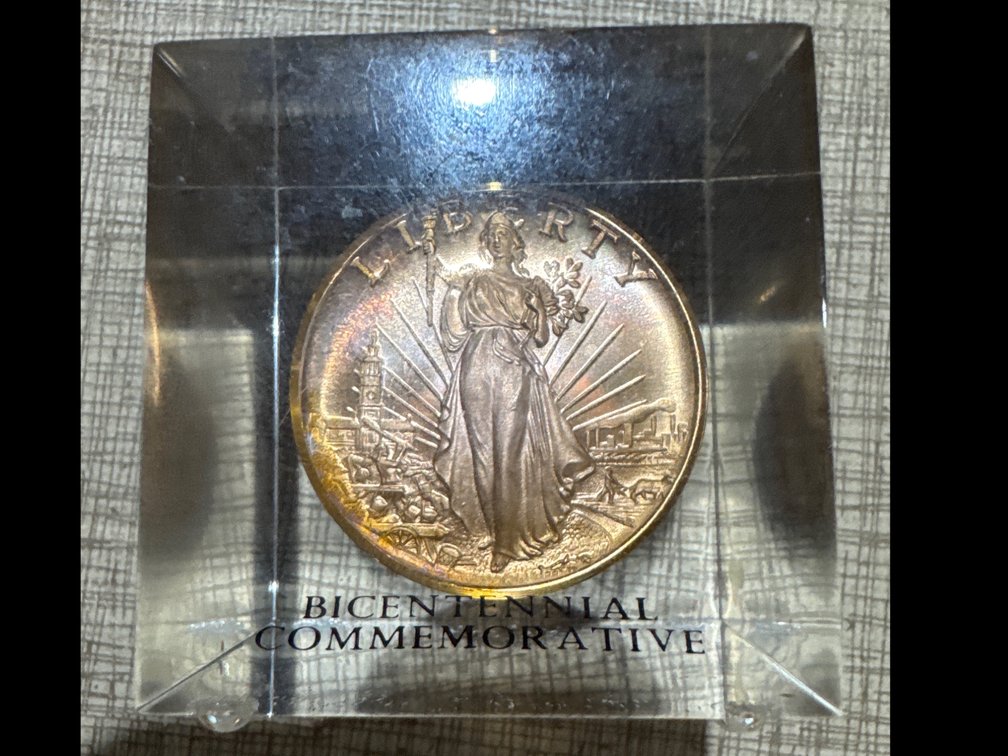1oz Liberty Bicentennial Commemerative Copper Paper Weight