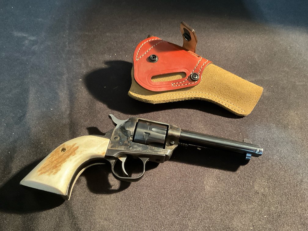 Ruger New Model Single Six 32 H&R MAG Revolver