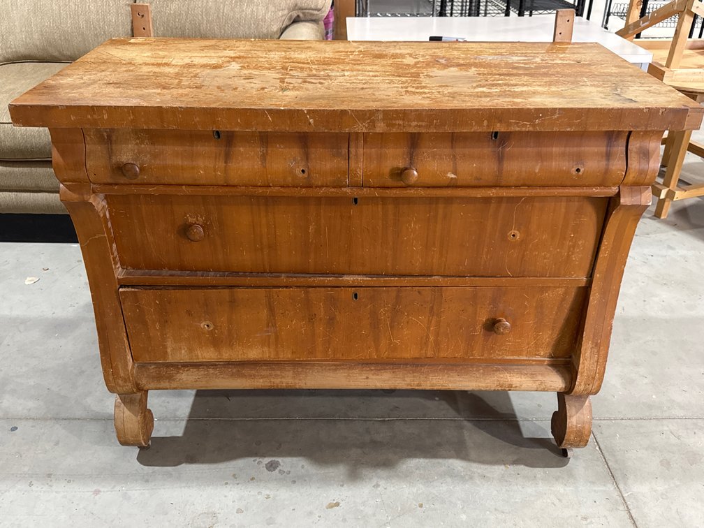 4Drawer Wooden Dresser