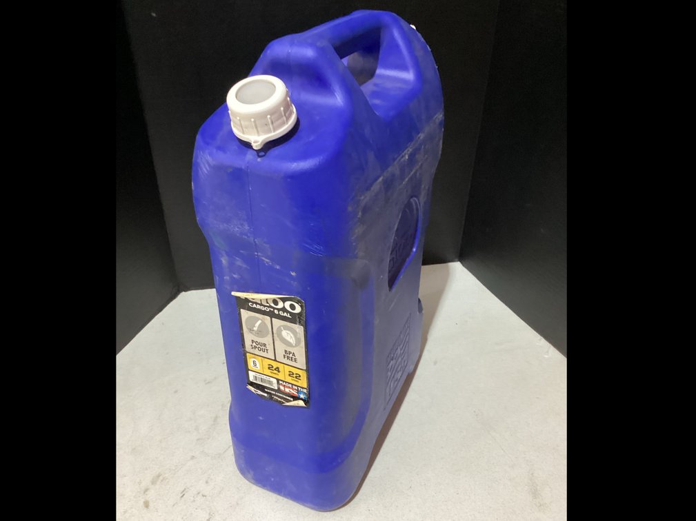 Igloo  6 Gallon Plastic Cargo Jug