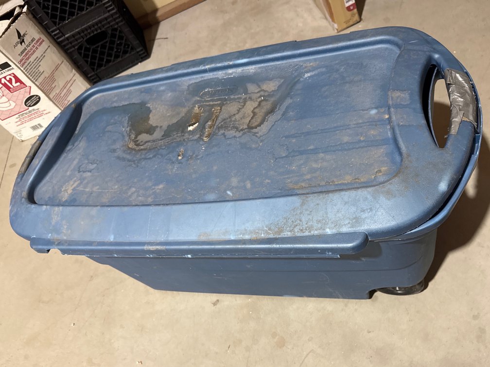 Sterilite 45 Gallon Tote