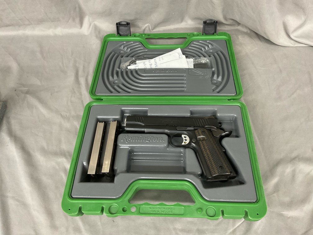 Remington Model 1911 R1 45 Auto Semi Auto Pistol
