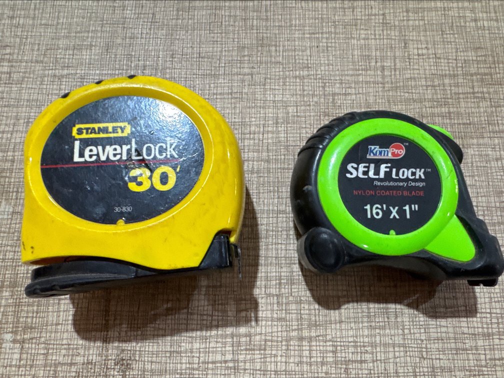 Stanley/Kom Pro Tape Measurers