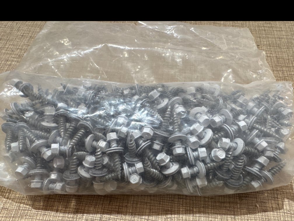 Self Drilling Metal Roofing Screws W/ Rubber Washer