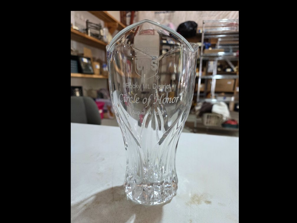 UPS Circle of Honor, Crystal Cristal d'Arques Ancona Vase