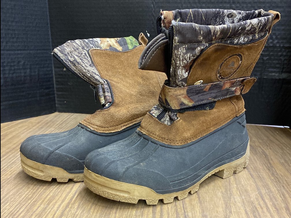 Ozark Trail Ladies Snow Boots Size 4