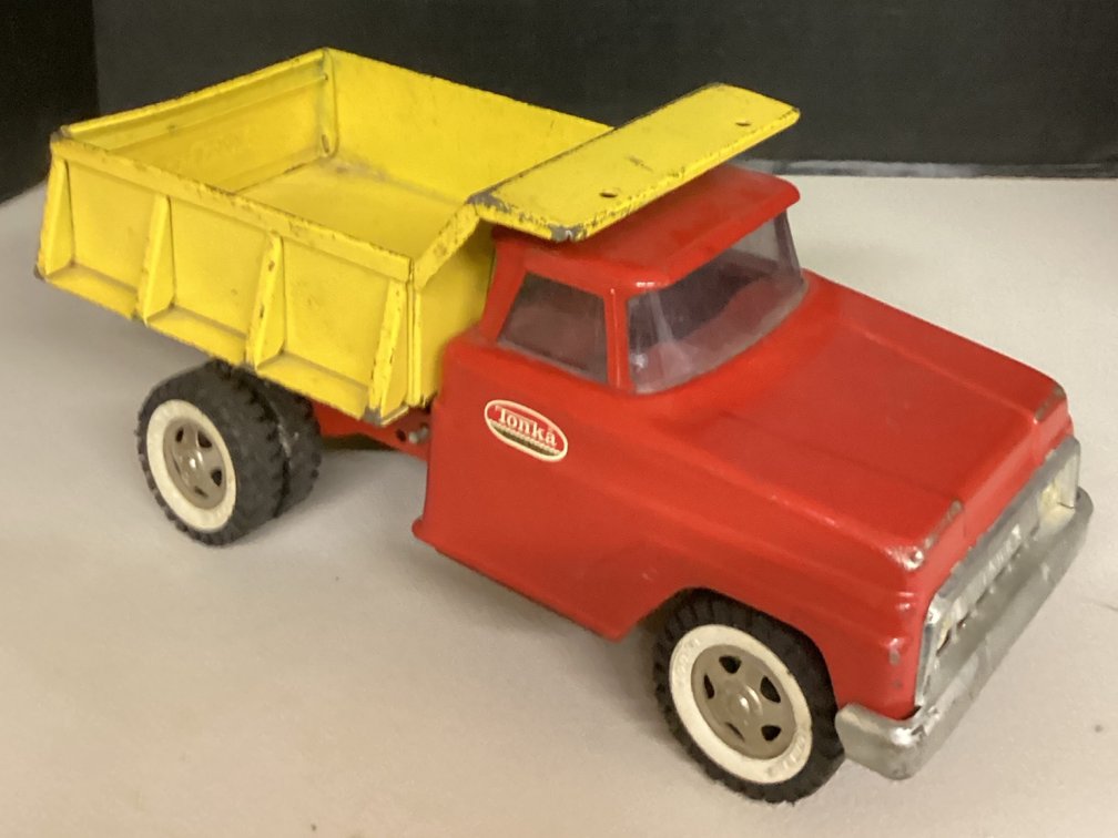 Metal Tonka  Dump Truck