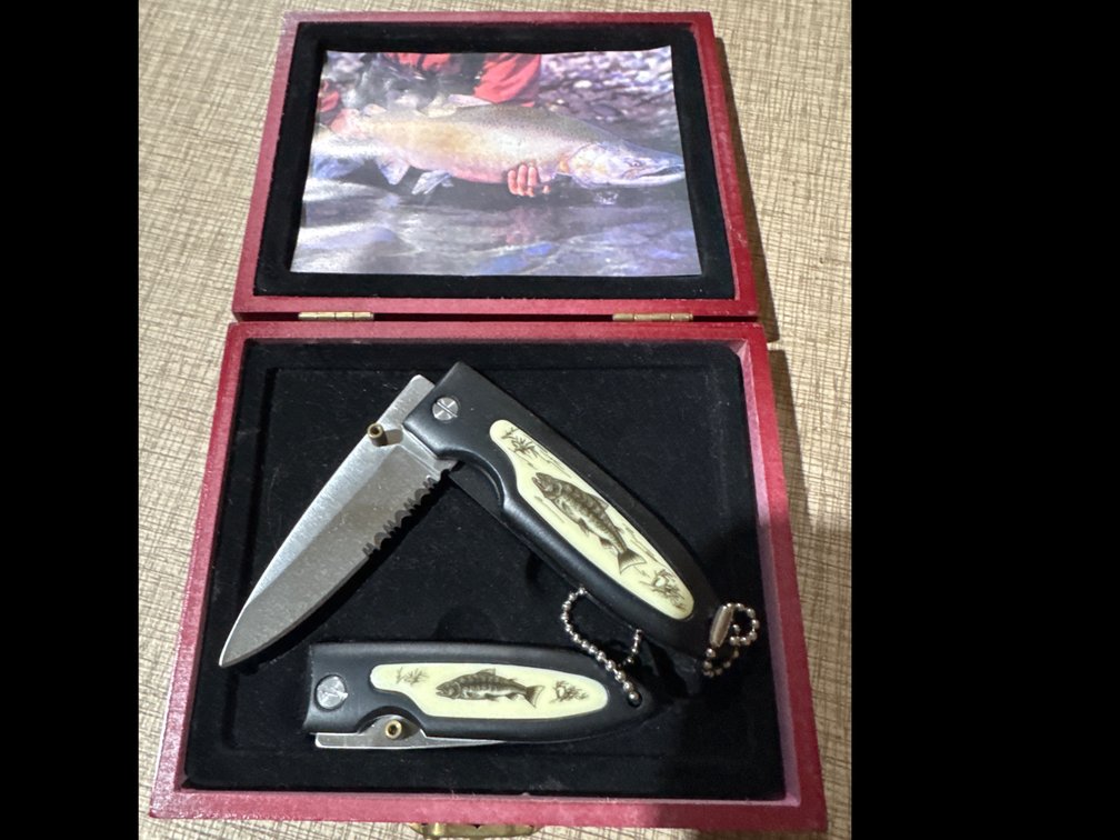 Fish Folding Lockblade Pocket Knife Set