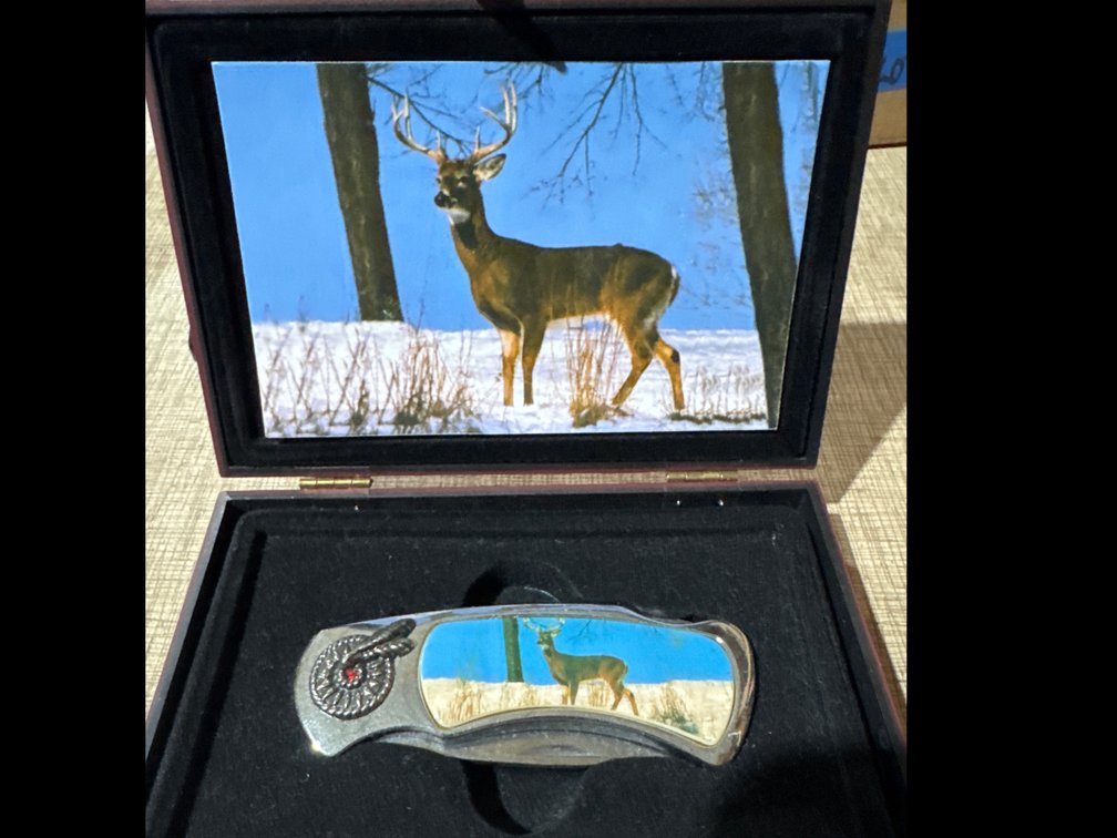 Wildlife Folding Pocket Knife