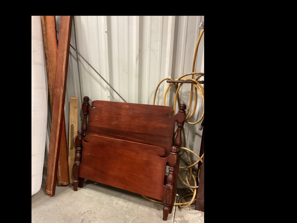 Twin Size Wooden Head board & Foot board with Bed Frame