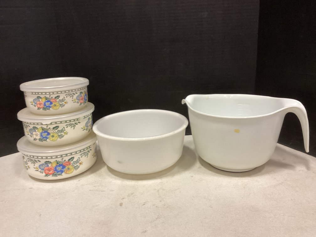 Mixing Bowls