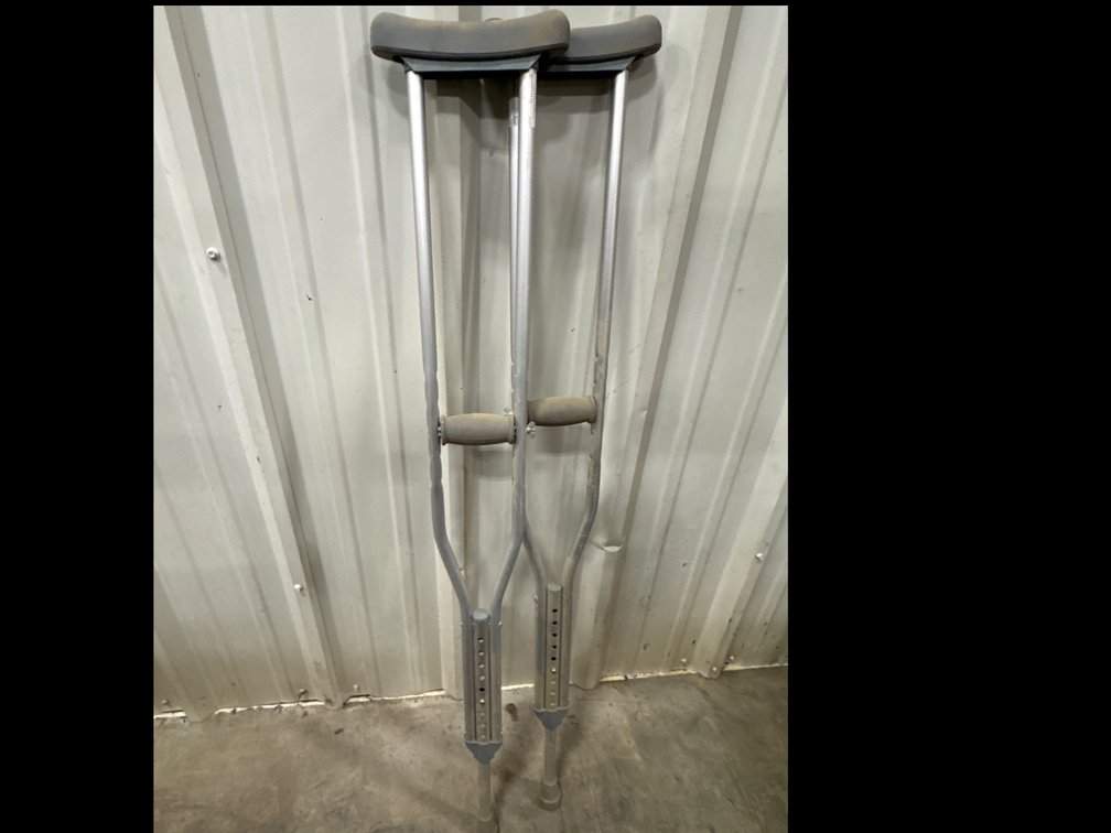Aluminum Crutches