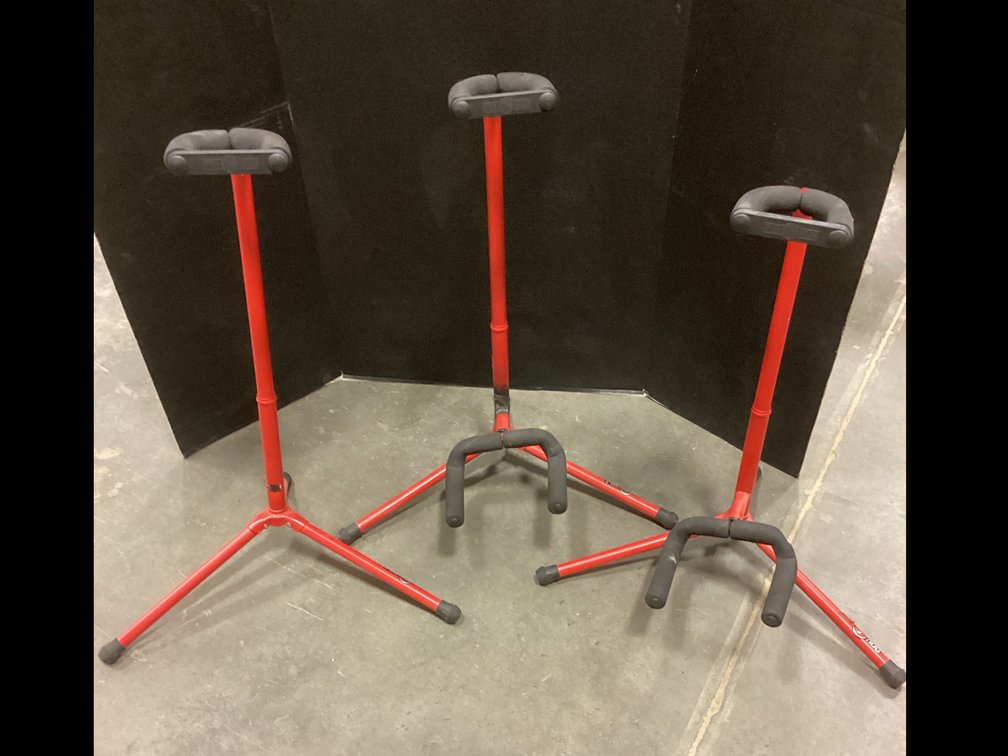 Pig Hog Tripod Guitar Stands