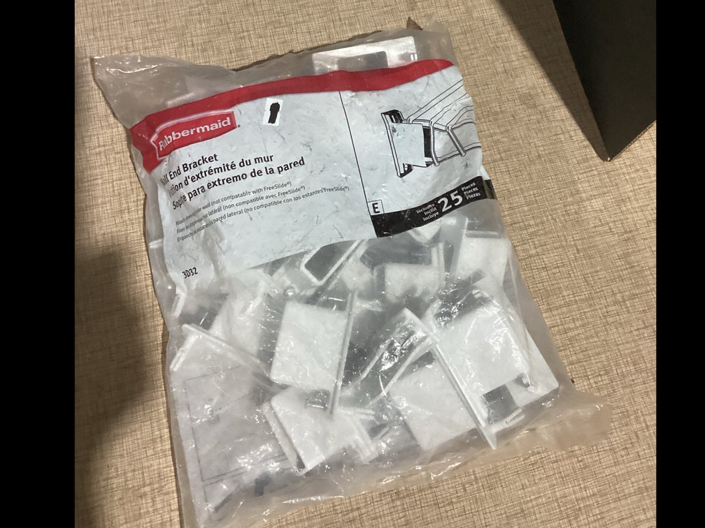 Rubbermaid Wall End Brackets