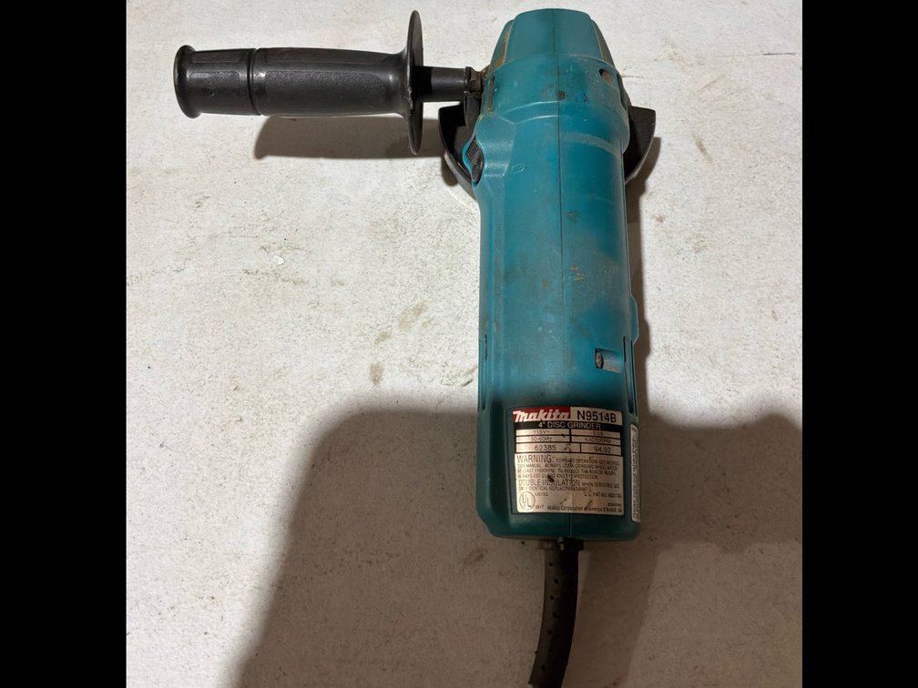 Makita Electric Disc Grinder
