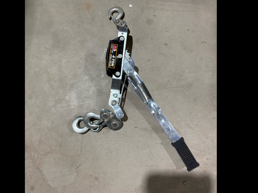 Big Red Jacks 4 Ton Cable Puller