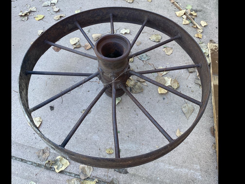 Metal Wagon/Thresher Wheel