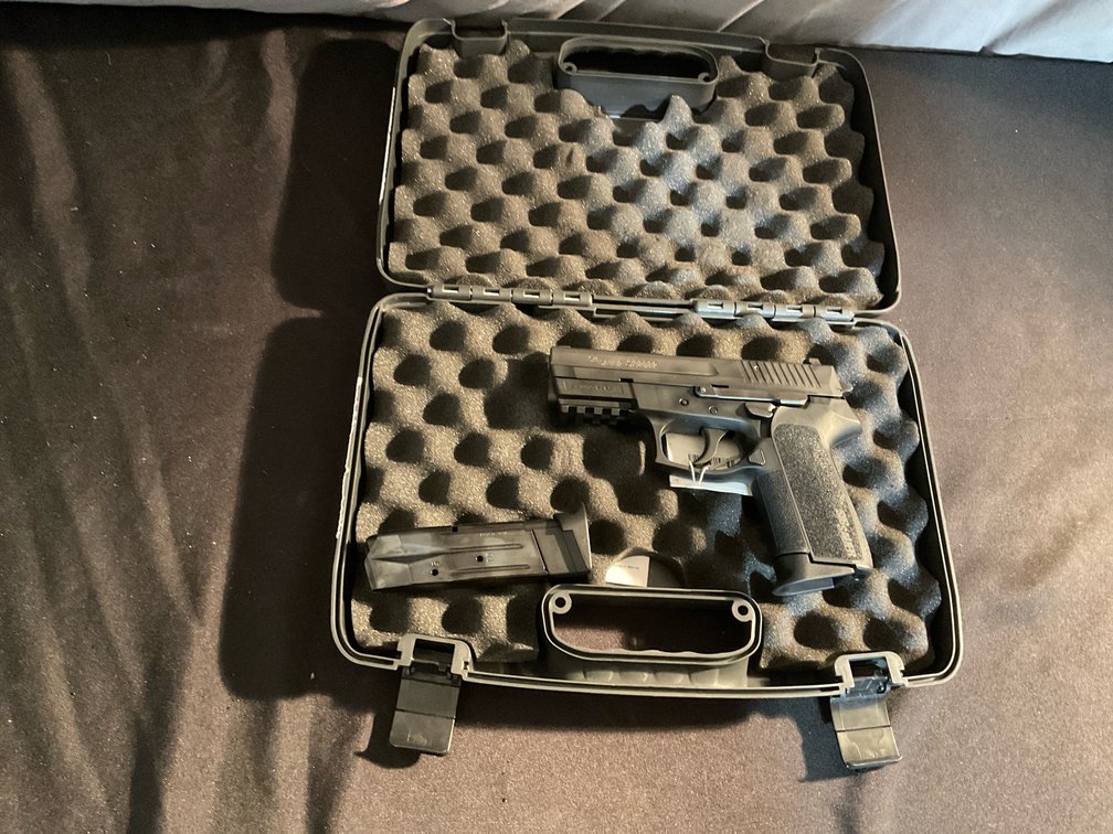 Sig Sauer SP2022 9mm Semi Auto Pistol