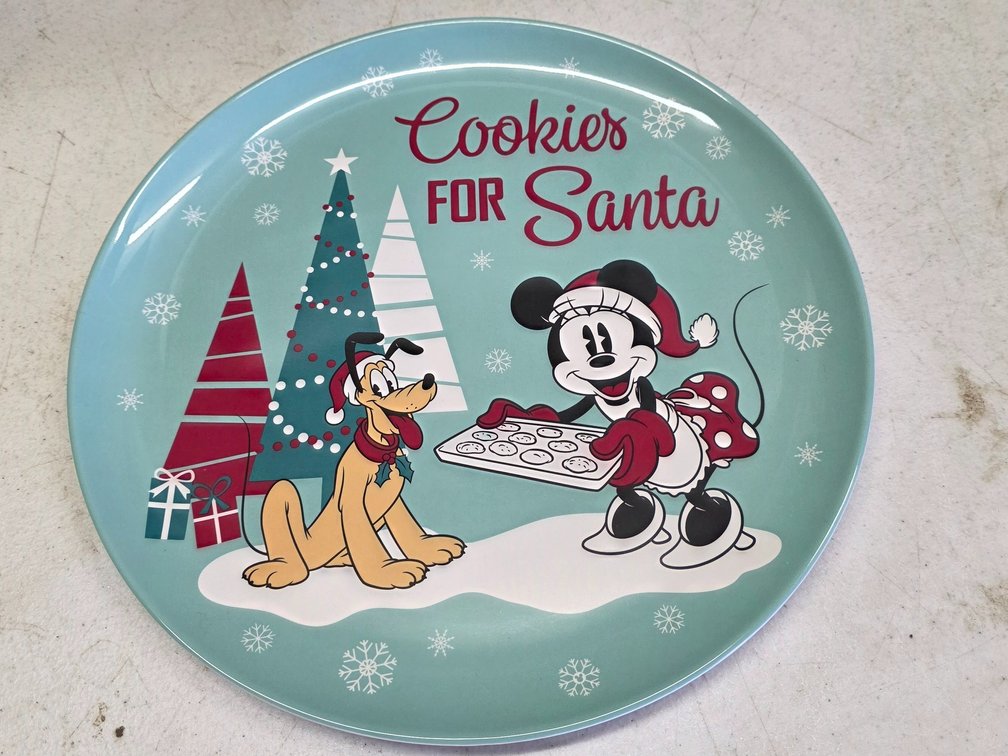 Mickie/Pluto Santa for Santa Plate
