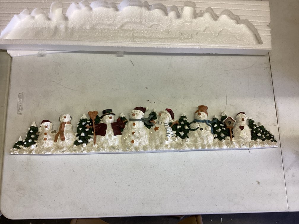 SnowmanOver The Door Scene