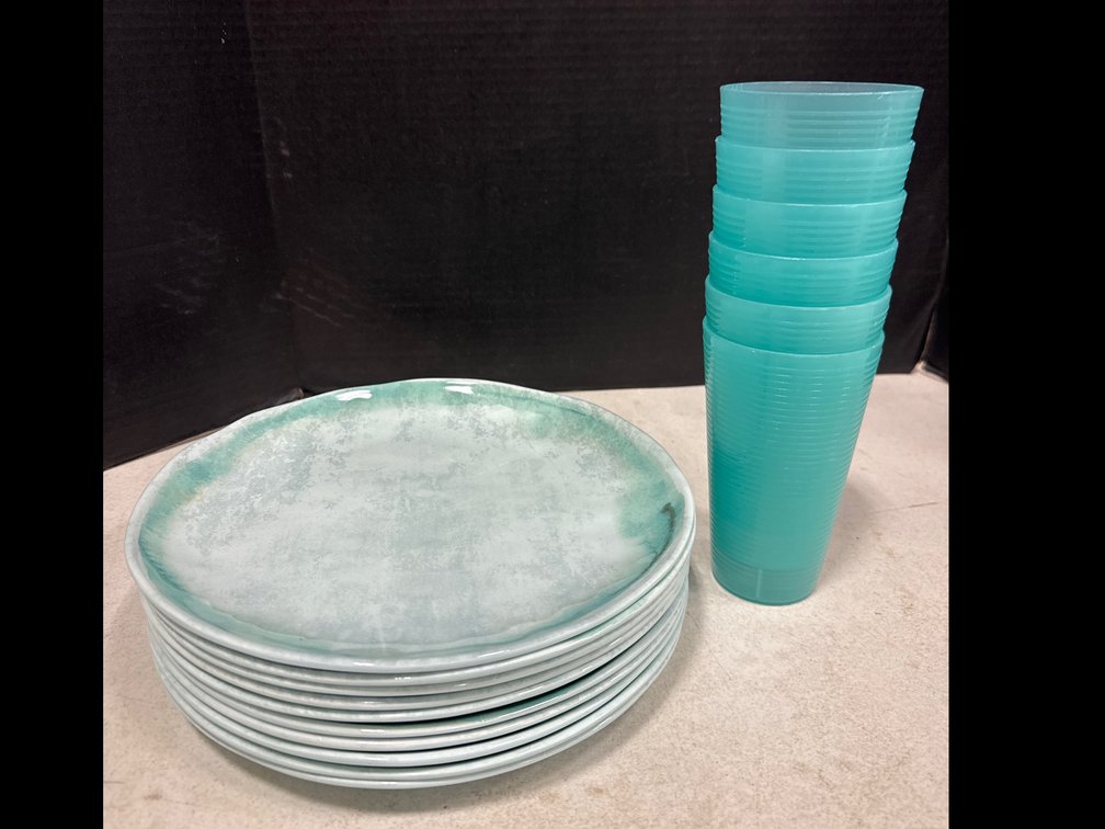 Turquoise-Green Plastic Plates and Tumbler Cups