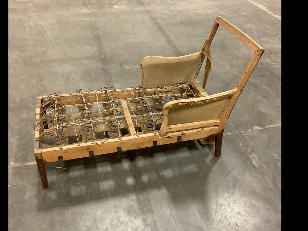 Chaise Lounge