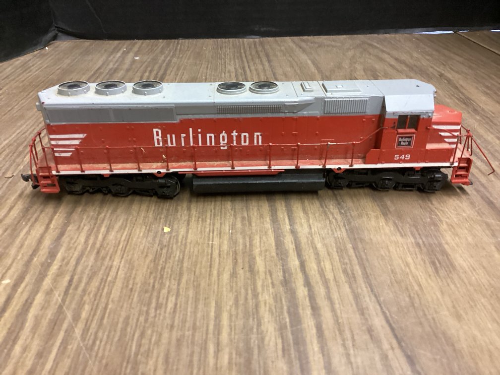 Burlington Locomotive HO