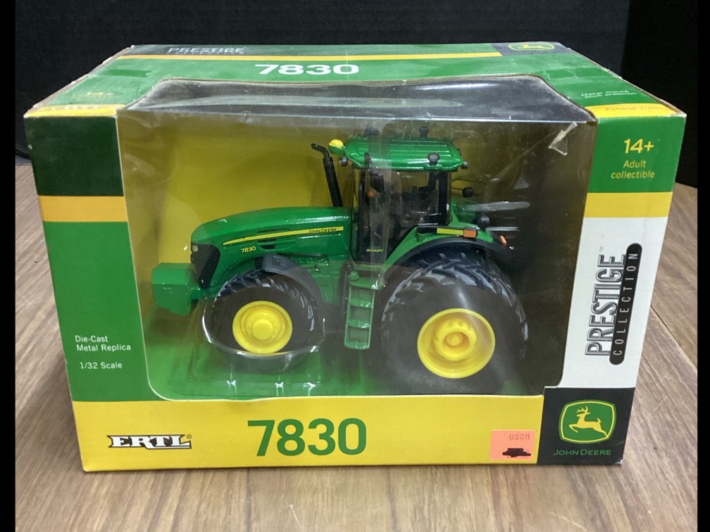 ERTL John Deere 7830 Tractor
