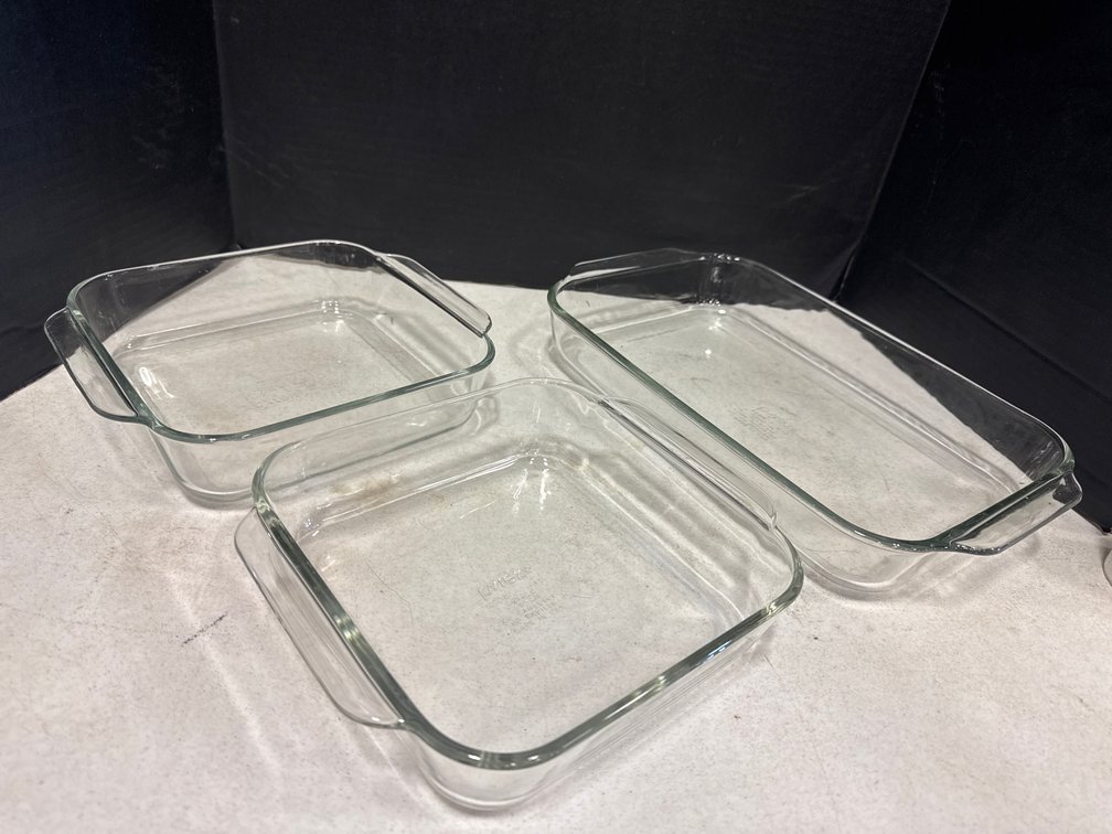 Pyrex Glass Pans