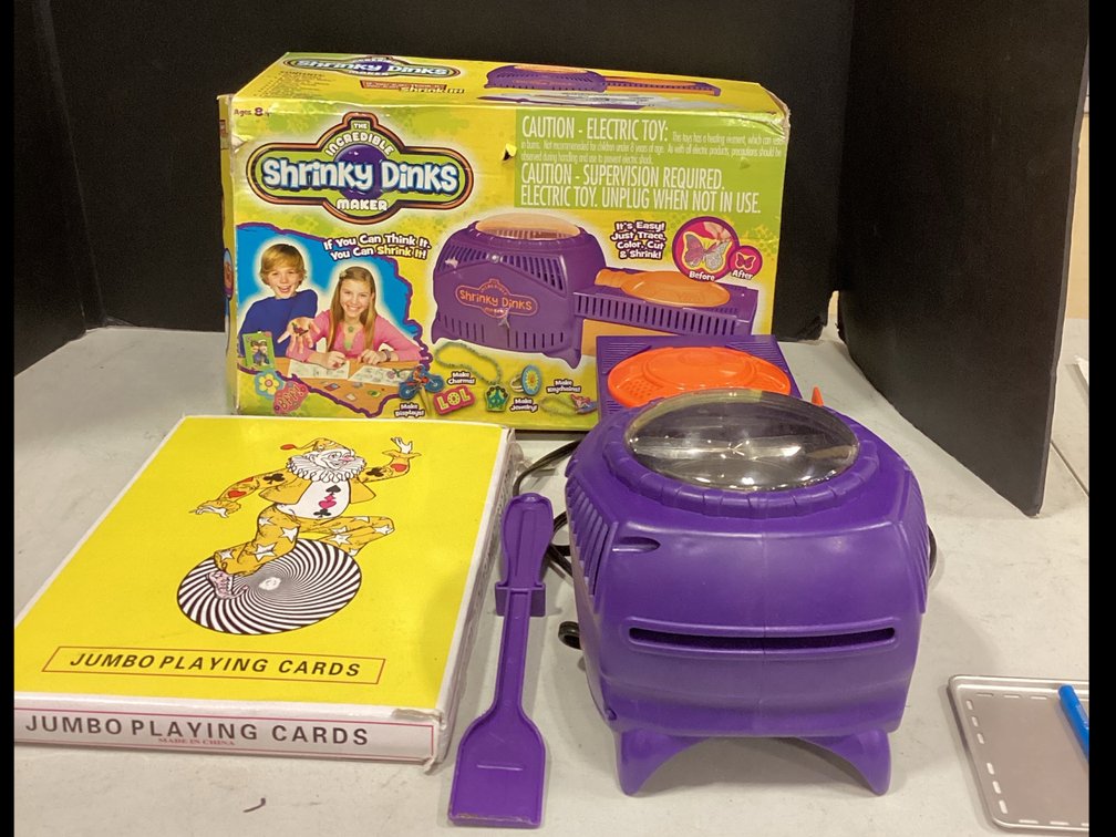 Shrinky Dinks Maker and Jumbo Playing Cards