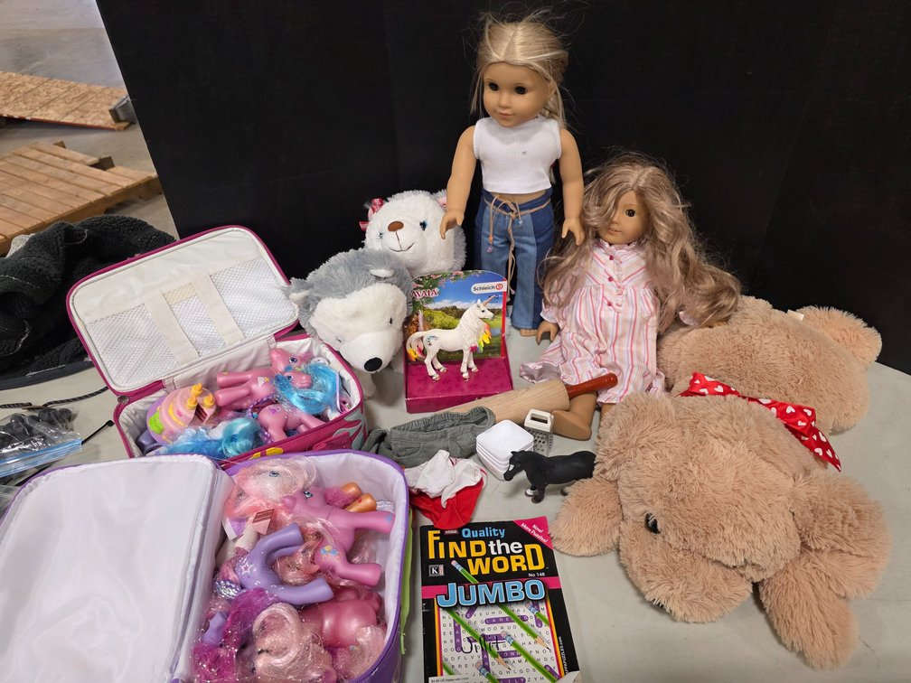 Girl Toys