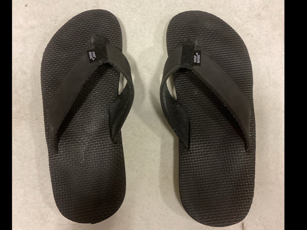 Womens Flip Flops by Surfware - Size 9