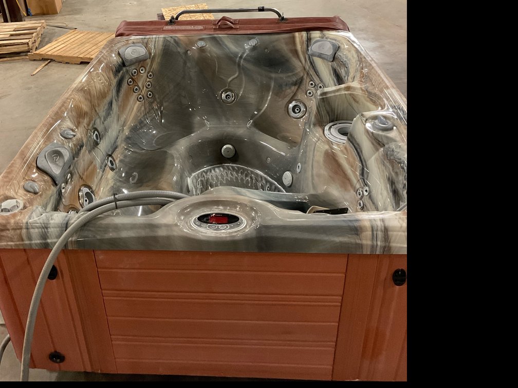 4-Person Hot Tub with Cover by Caldera Spas