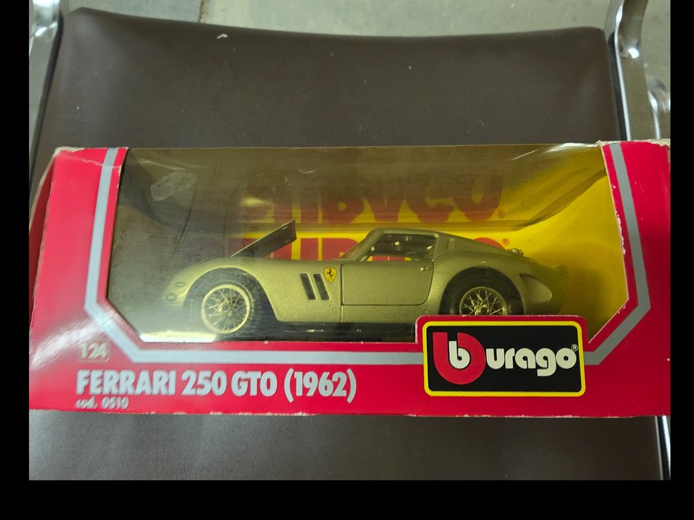 Burago-1962Ferrari 250 GTO