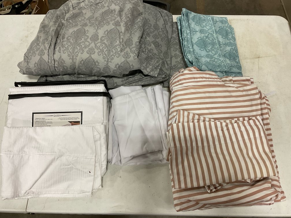 Queen Sheets, Duvet Cover & Pillow Cases