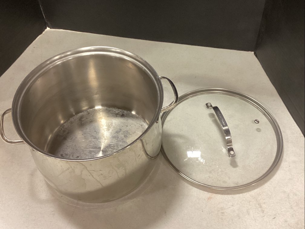 8-10 Qt Cooking Pot by Belgique