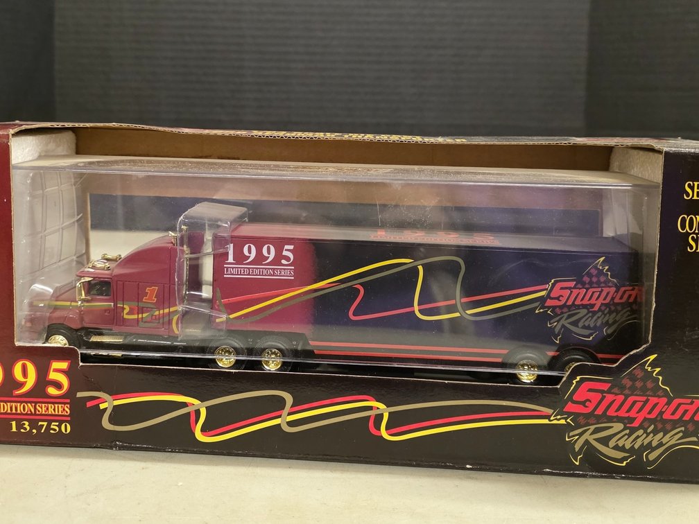 Snap On Racing 1995 Ford Aeromax Transporter