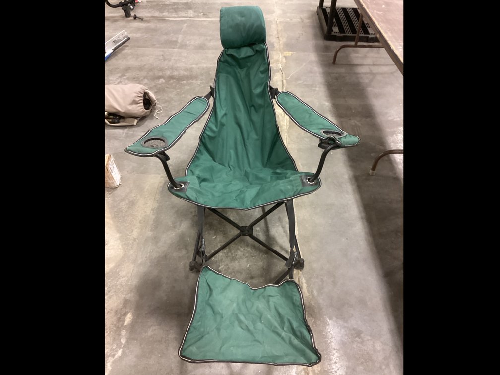 Folding Lounger With Footrest