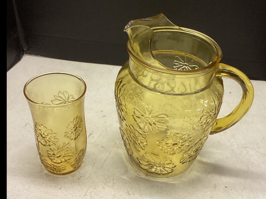 Anchor Hocking Amber Glass & Pitcher “Spring Song Daisy” Pattern