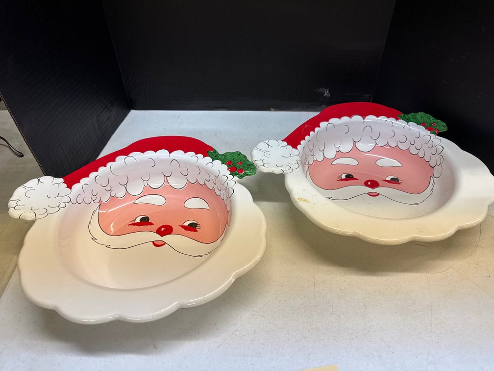 Molded Plastic Santa Serving Bowl