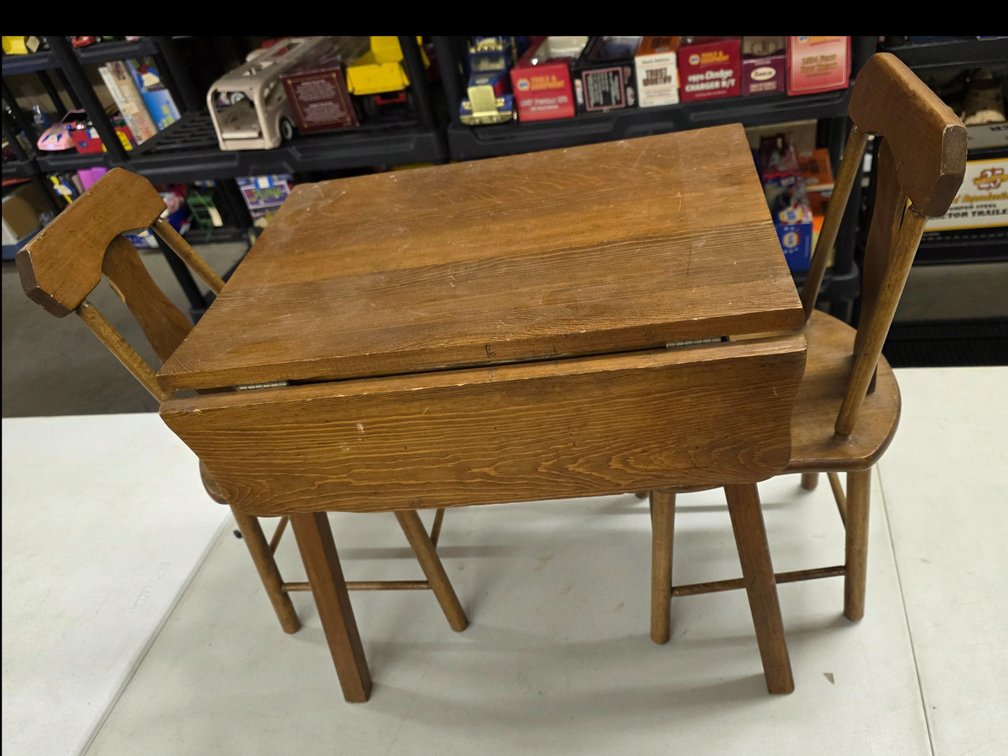 Childs Dropleaf Table and Chairs