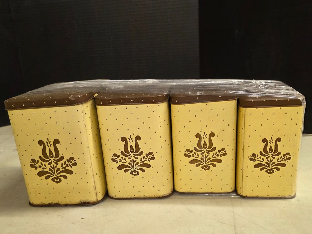 Pfaltzgrafe Canisters 1985