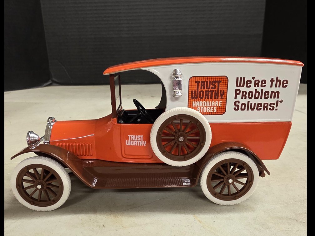 Trust Wothy Hardware 1916 Studabaker Panel Delivery Van, Bank